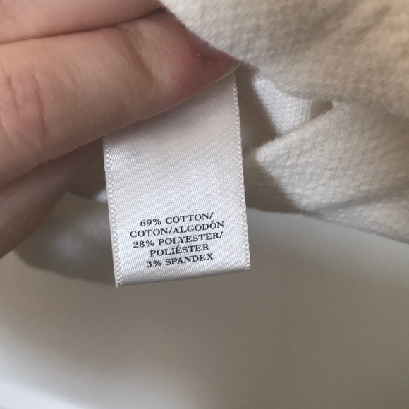 Cream Sleeveless Textured Top - Picture 4 of 4